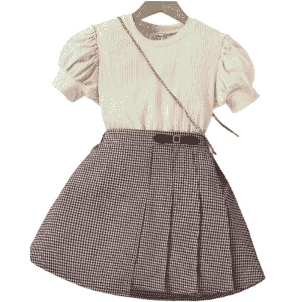 Conjunto de camiseta tela acanalada y falda tipo escocesa